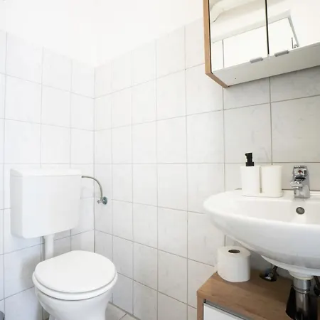 Apartment Modern 1-bedroom Next To Praterstern *