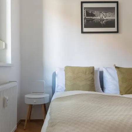Absolute Ruhelage Im Zentrum Mit Parkplatz Apartment Wien