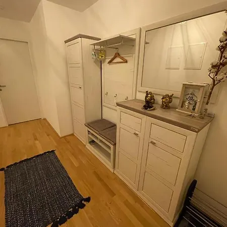 Apartment Lovely 3
