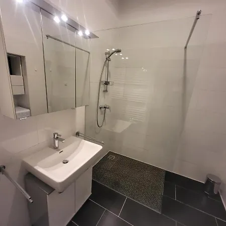 Appartement Cozynite Premium Hundertwasser *
