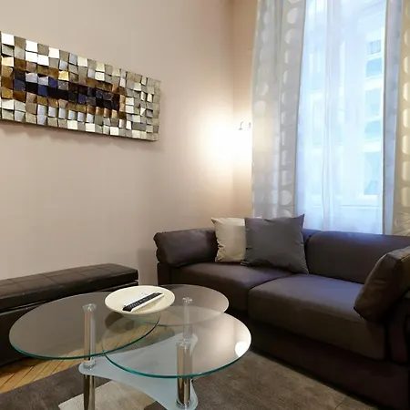 Apartment Urban In Downtown *