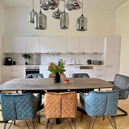 Apartment Belle Art Design Im Herzen Von