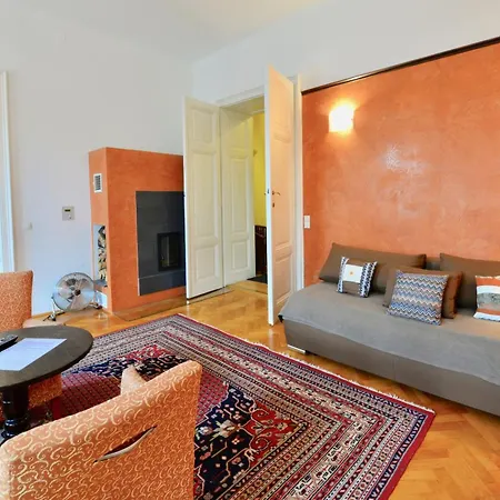 Διαμέρισμα Stylish, Cosy & Central 