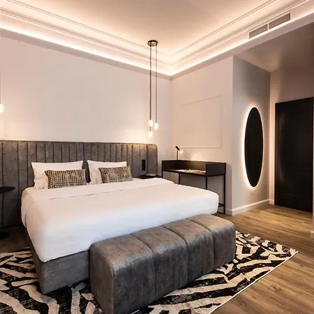 Hotel O11 Boutique 4*