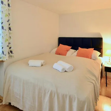 Stylish, Cosy & Central 