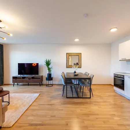 Apartmán Modernes Stadtapartment Mit Terrasse *