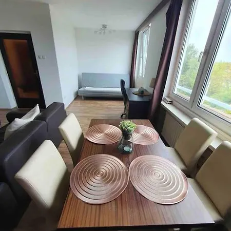 Apartment Millennium With A View Wien