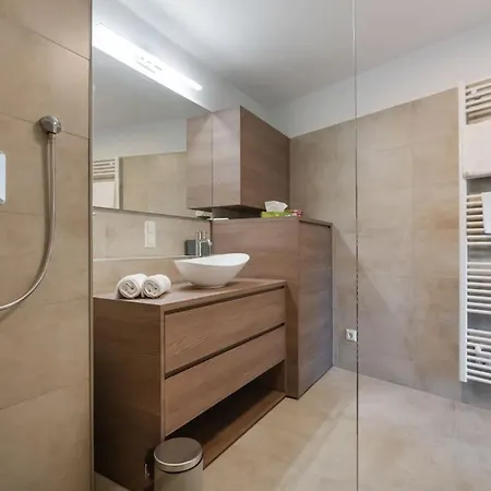 Apartment Gruene Und Zentrale Ruhelage Im Neubau Mit Balkon