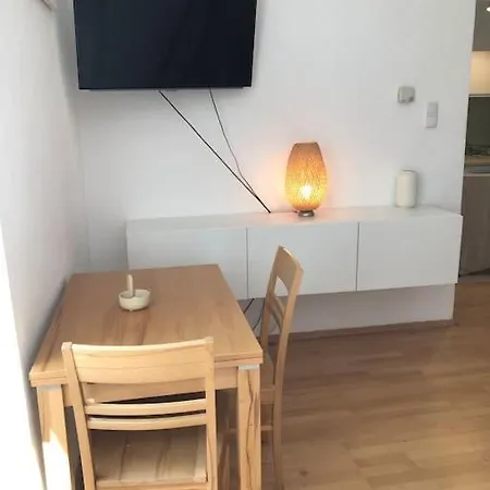 Apartment Neues, Gemuetliches Im Zentrum In Ruhelage