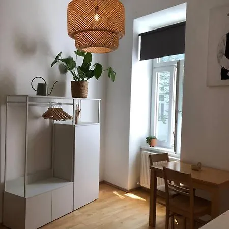 Neues, Gemuetliches Im Zentrum In Ruhelage