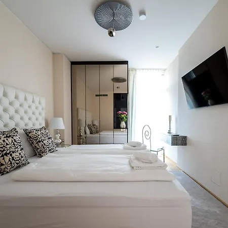 Exclusive 2br Skyline Penthouse By Hm Apartment Vienna