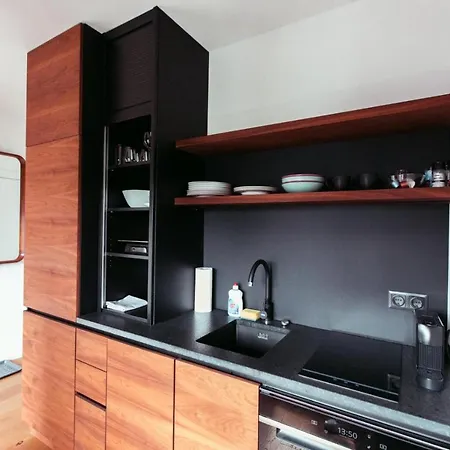 Apartment Triangle City *