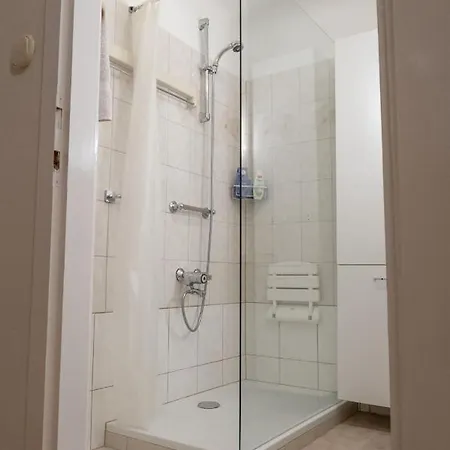 Smart Home, Hi-end Services, Media Streaming Vienna