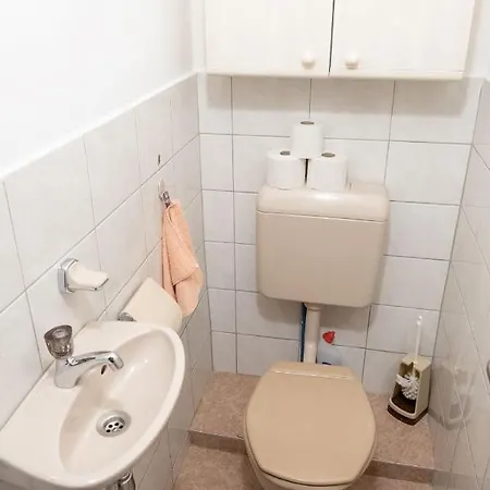 Apartment Smart Home, Hi-end Services, Media Streaming Vienna