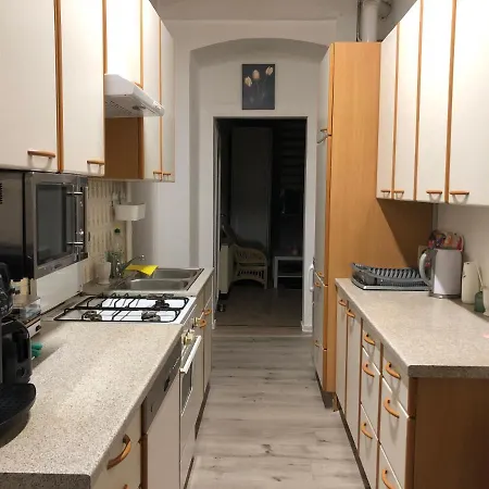 Apartment Convenient 3br Apt. Near Danube & Millenium Tower *