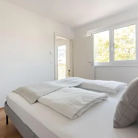 Gruene Und Zentrale Ruhelage Im Neubau Mit Balkon Apartment Vienna