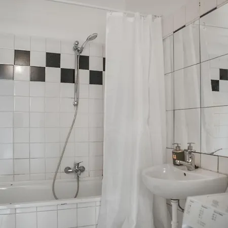 Spacious 2br Apt. Rennweg - Perfect For Longstays. Apartment Wien