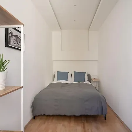 Grosse Terrasse, Klimaanlage Und U-bahn Naehe Apartment Vienna
