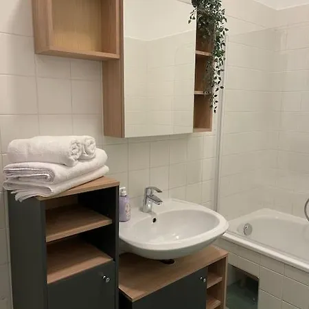 Apartment Gesamte Fuer 2 Personen 17 *