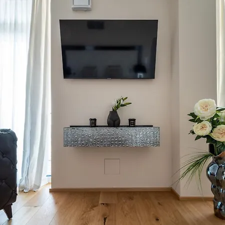 Exclusive 2br Skyline Penthouse By Hm Apartment Vienna