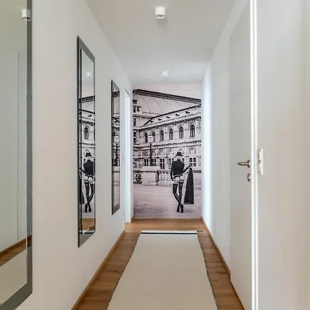 Exclusive 2br Skyline Penthouse By Hm Apartment Vienna