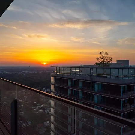Apartment Exclusive 2br Skyline Penthouse By Hm *