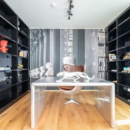 Exclusive 2br Skyline Penthouse By Hm Apartment *