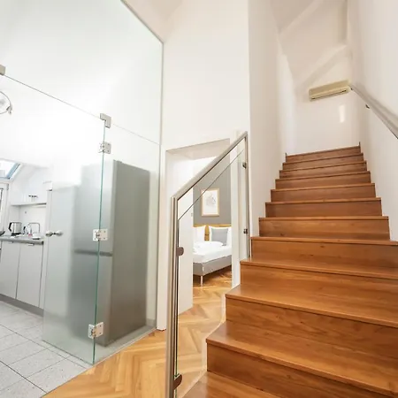 Apartment Penthouse Staatsoper *