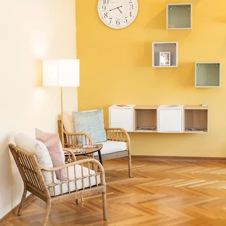 Penthouse Staatsoper Apartment