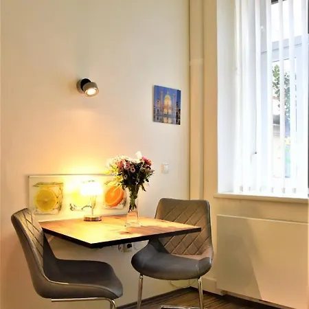 Studio-apartment Augarten Apartment Vienna