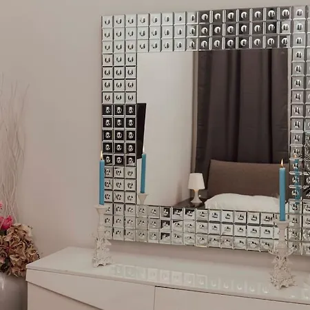Modern Stylish Comfortable 2 Bedroom *