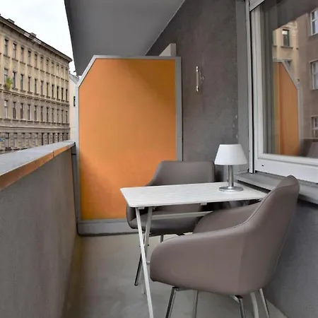 Studio-apartment Augarten