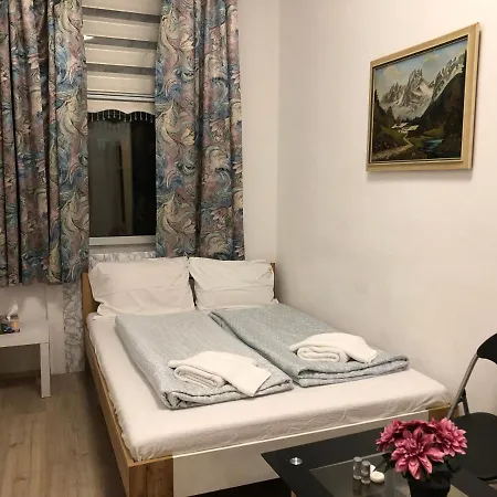 Apartment Convenient 3br Apt. Near Danube & Millenium Tower Vienna