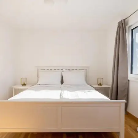 Near Lake Fully Furnished Beautiful