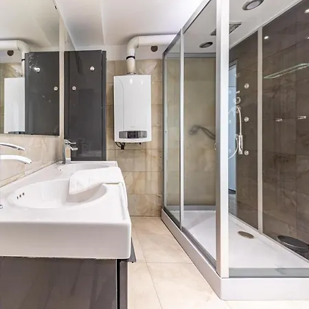Elegance By Jr City * Vienna