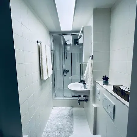 Apartment Lovely Nest! Just Beside Schoenbrunn Palace And Zoo!