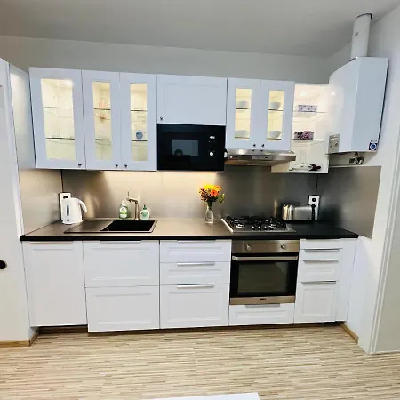Apartment Lovely Nest! Just Beside Schoenbrunn Palace And Zoo! Vienna