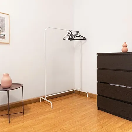 Gorgeous 2br Apt. Located And Spacious Vienna