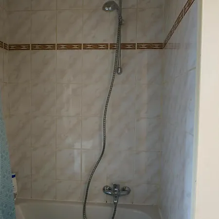 1060