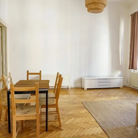 Living - Gumpendorfer Straße Wien