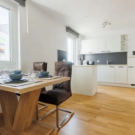 Appartement In By Oberlaa Therme - 15 Min To The City Center Vienne