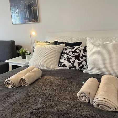 Apartment Charming Near Center *