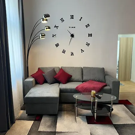 Spacious & Deluxe Big Near Prater *