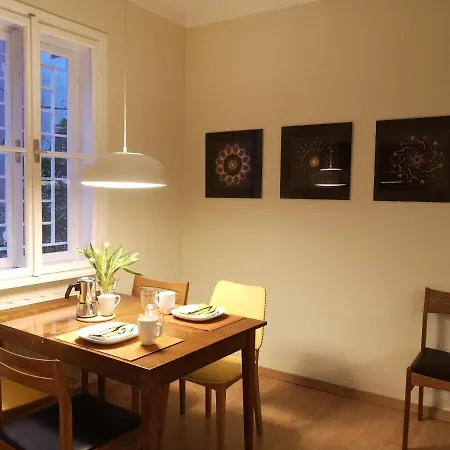 Kleine Haus - Vintage-apartment Im Innenhof Apartment