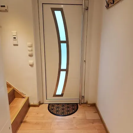 Stillvoller Nahe Prater Apartment Vienna