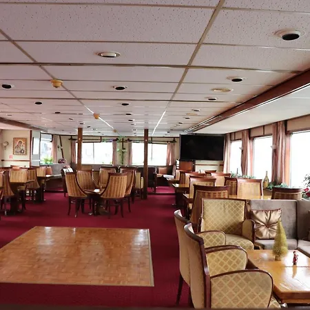 Ms Diana - Cruises Hotel en barco Viena