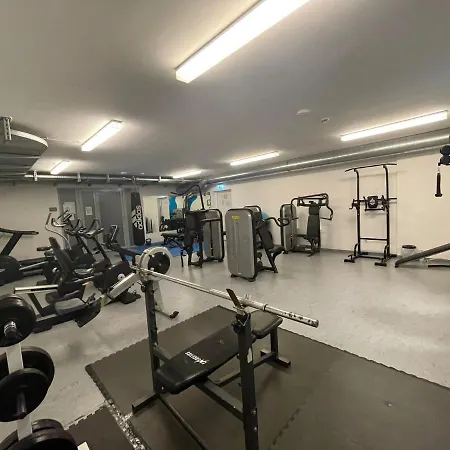 Restify10 - Skyline View - Fitness - Garge - Modern Apartment *