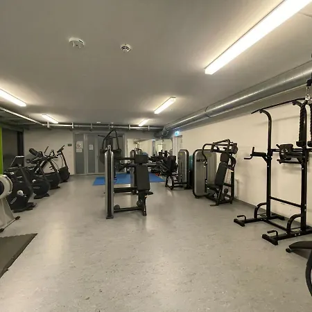 Restify10 - Skyline View - Fitness - Garge - Modern Apartment