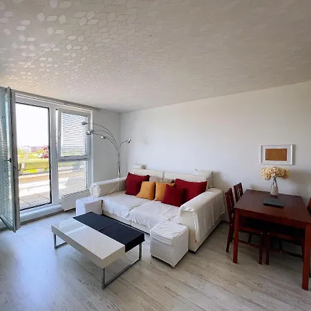 Schone Mit Dachterrasse Apartment Vienna
