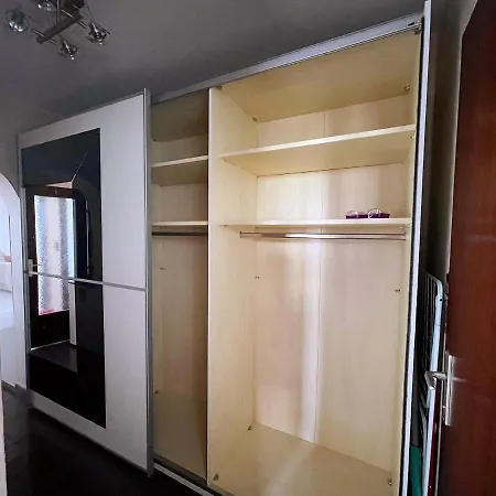 Schone Mit Dachterrasse Vienna